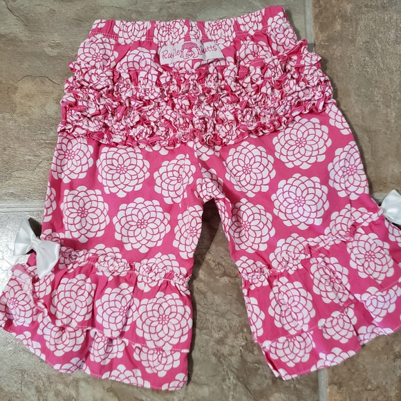 Ruffle butts toddler capri - Picture 4 of 4